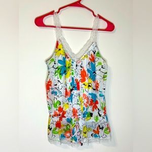 Rampage White Floral Tank Top, Size Medium